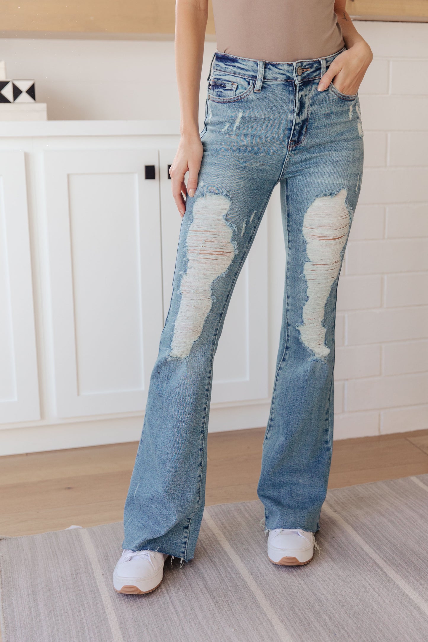 Judy Blue • Kiana High Rise Heavy Destroy Flare