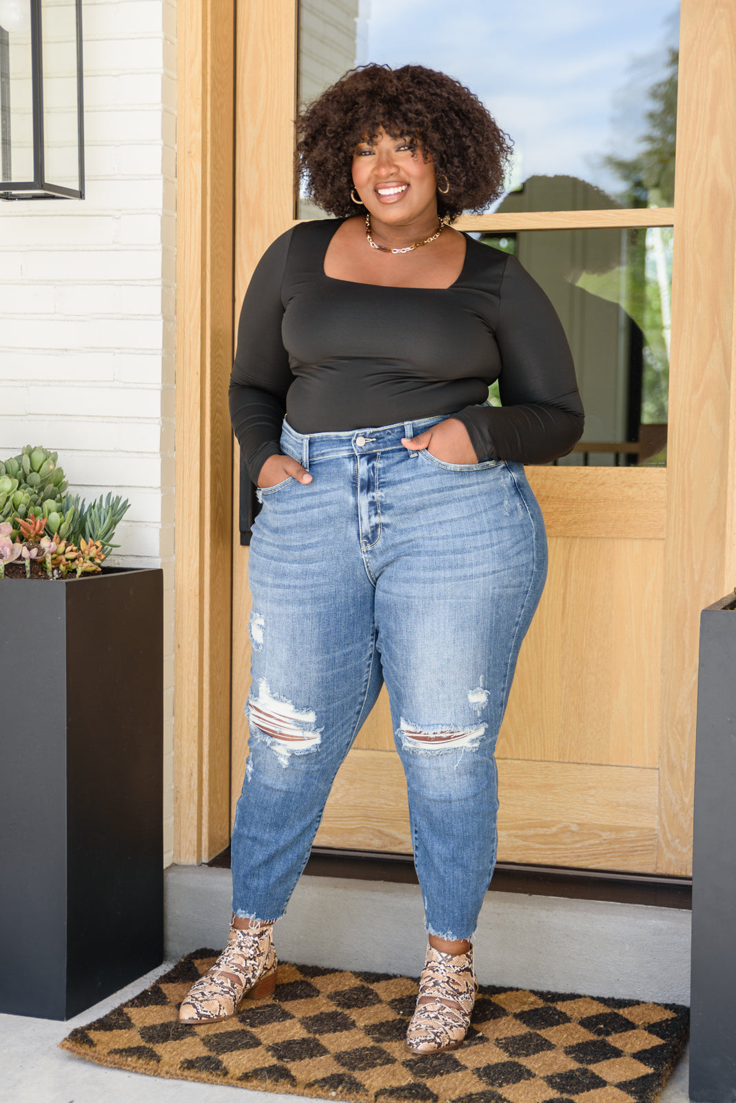 Judy Blue • Kyla Destroyed Hi Waist Relaxed Fit