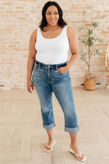 Judy Blue  • Laura • Mid Rise Cuffed Skinny Capri Jeans