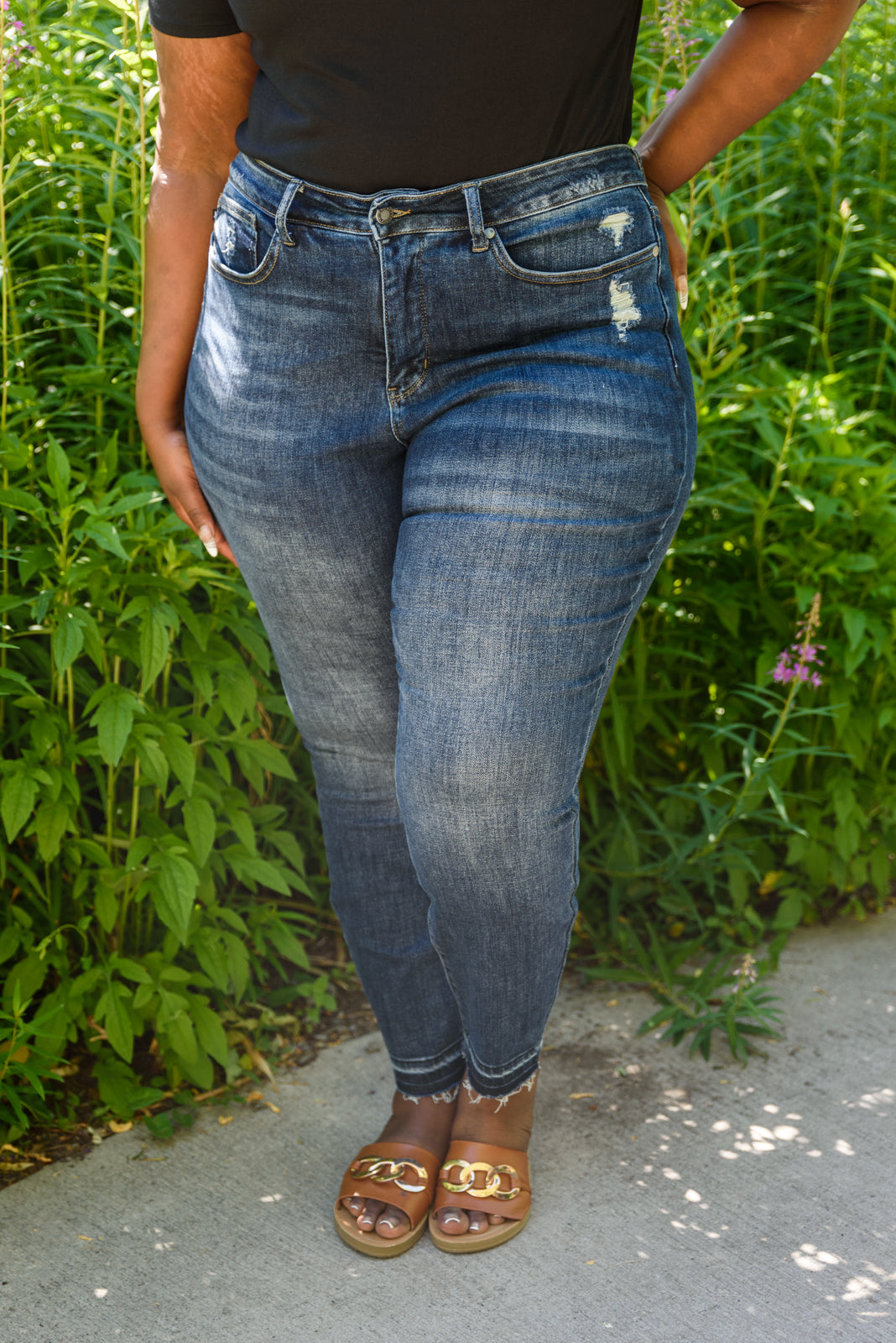 Judy Blue • Lily Hi-Waisted Tummy Control Jeans