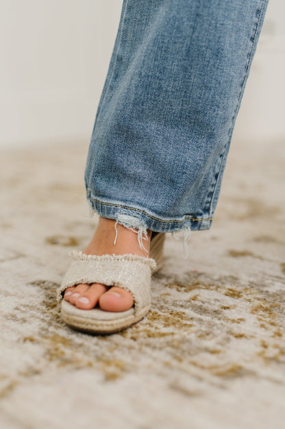 Judy Blue • Lorena • Mid Rise Vintage Wash Bootcut Jeans