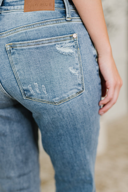 Judy Blue • Lorena • Mid Rise Vintage Wash Bootcut Jeans