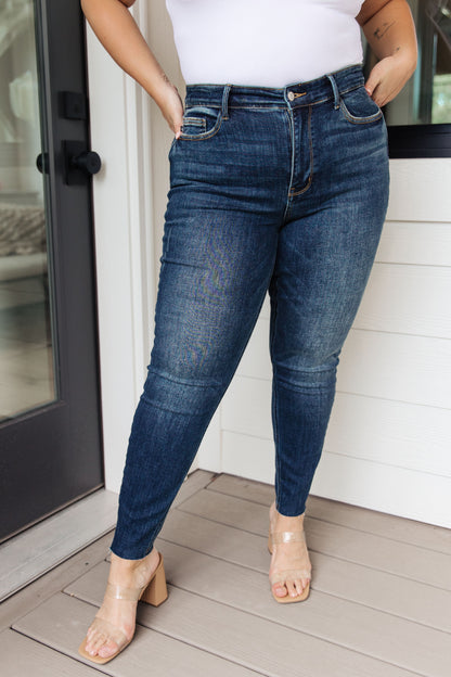 Judy Blue • Lydia Mid Rise Vintage Raw Hem Skinny Jeans