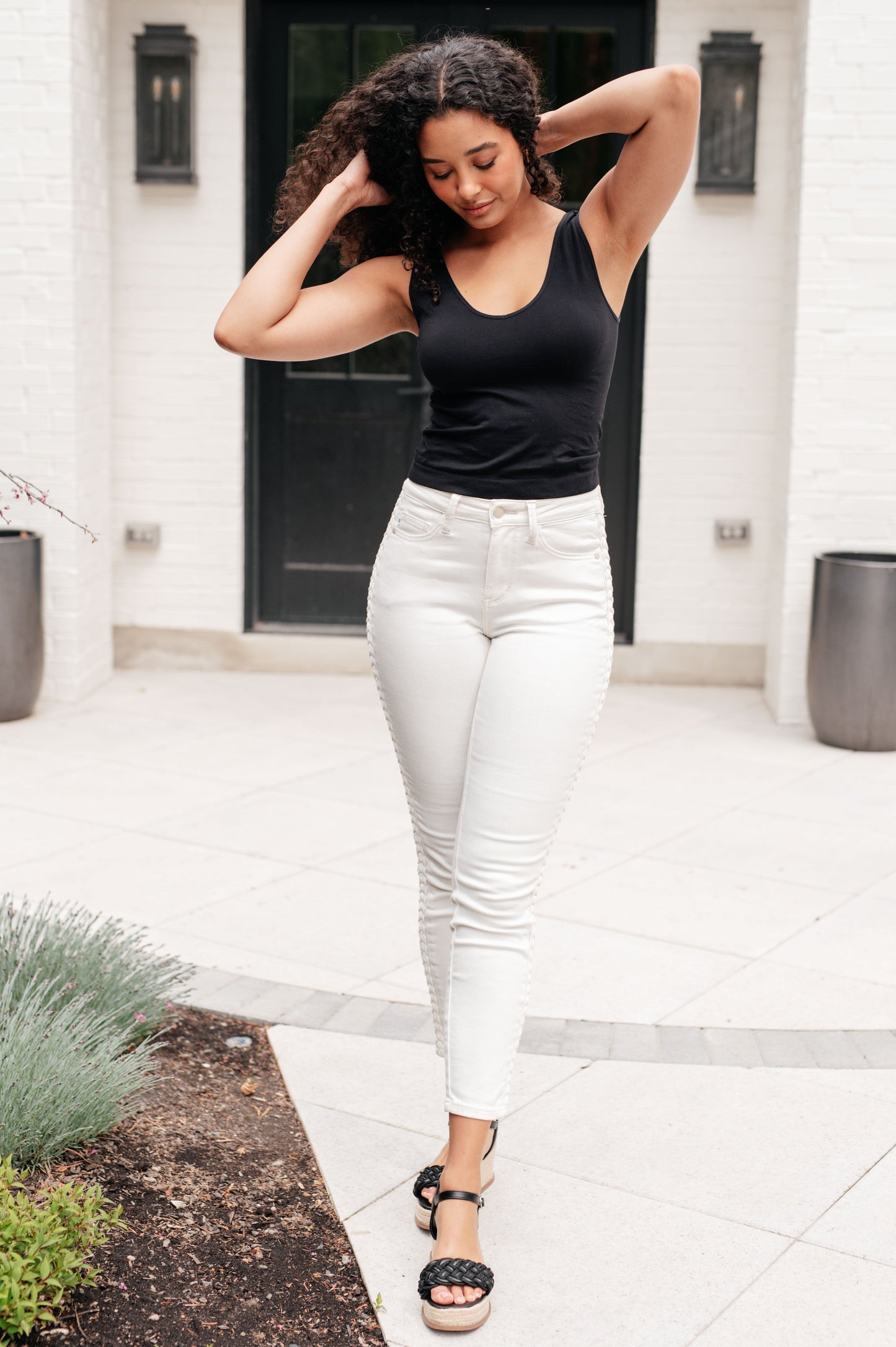 Judy Blue • Maddie • Mid Rise Braided Side Seam Relaxed Jeans