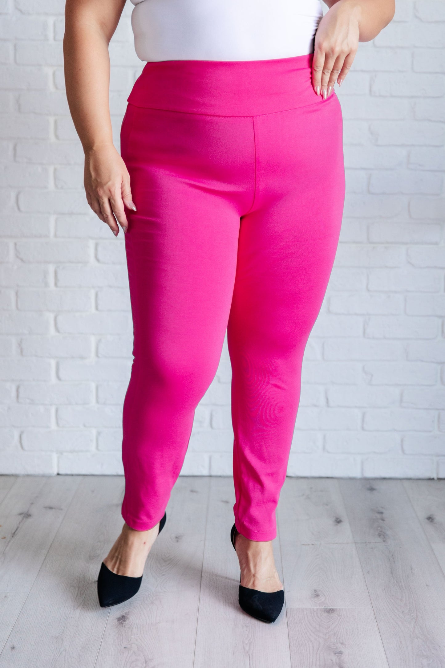 Dear Scarlett • Magic Skinny 28" Inseam Pants in Hot Pink