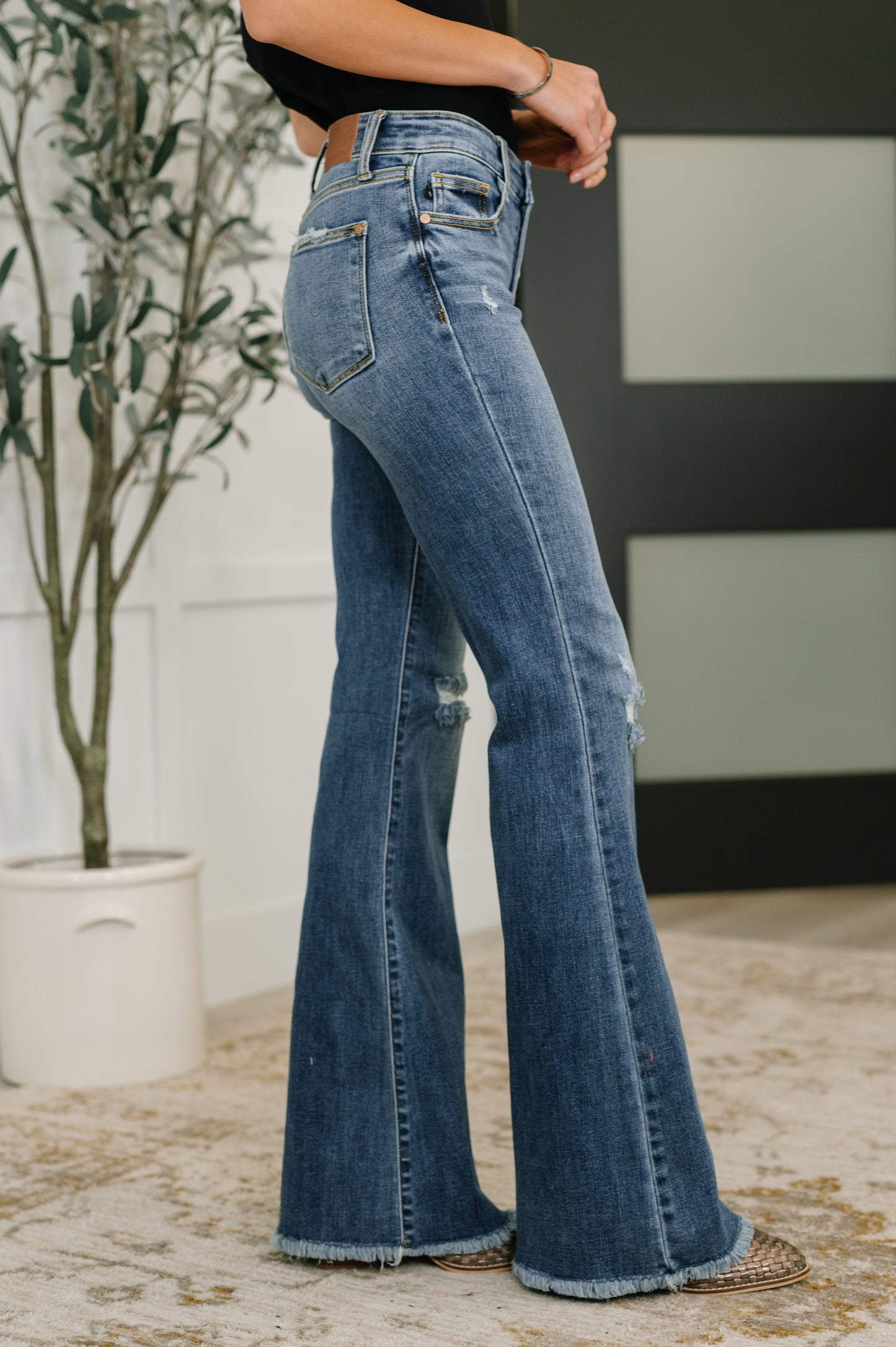 Judy Blue • Marion • Mid Rise Button Fly Flare with Destroy Fray Hem