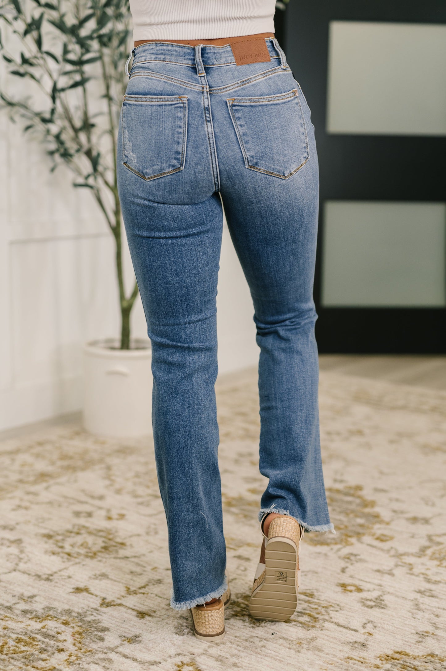 Judy Blue • Maureen • High Rise Distressed Bootcut Jeans