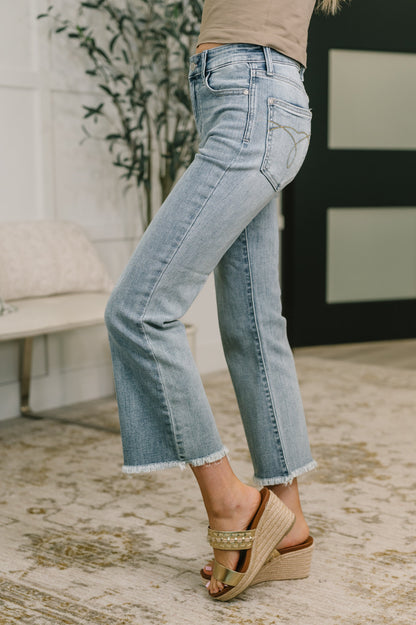 Judy Blue • Mckaylee • Mid Rise Kick Flare Jeans with Frayed Hem