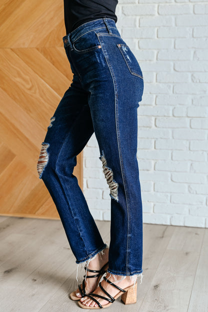Judy Blue • Montana • High Rise Rigid Magic Distressed Straight Jeans
