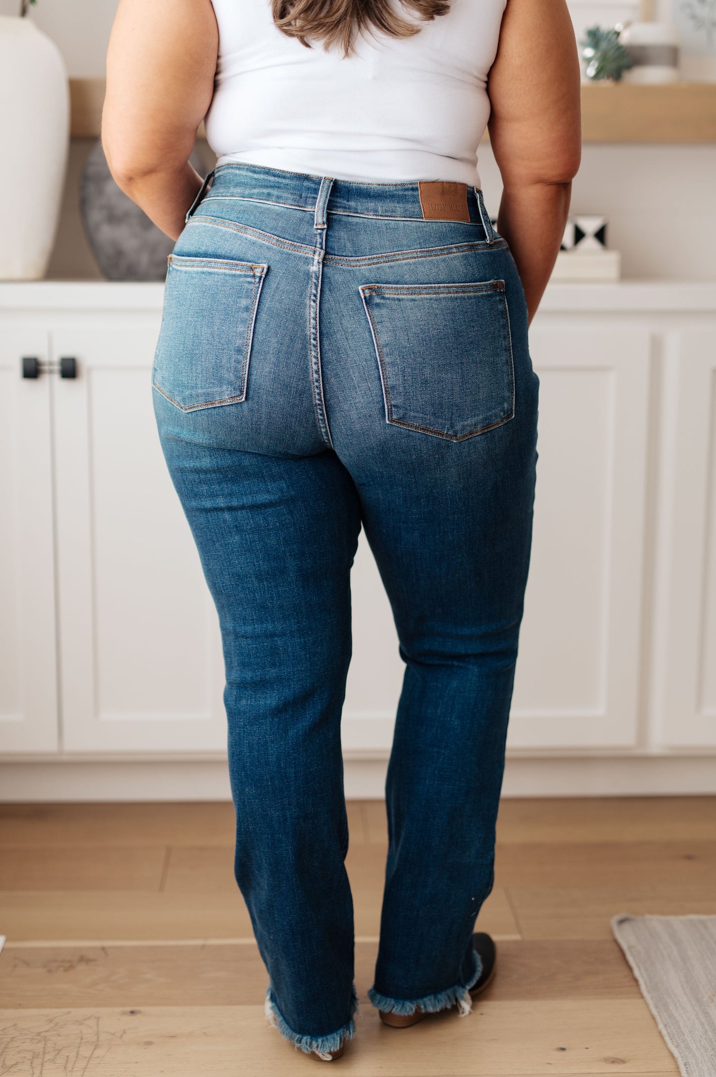 Judy Blue • Morgan High Rise Distressed Straight Jeans