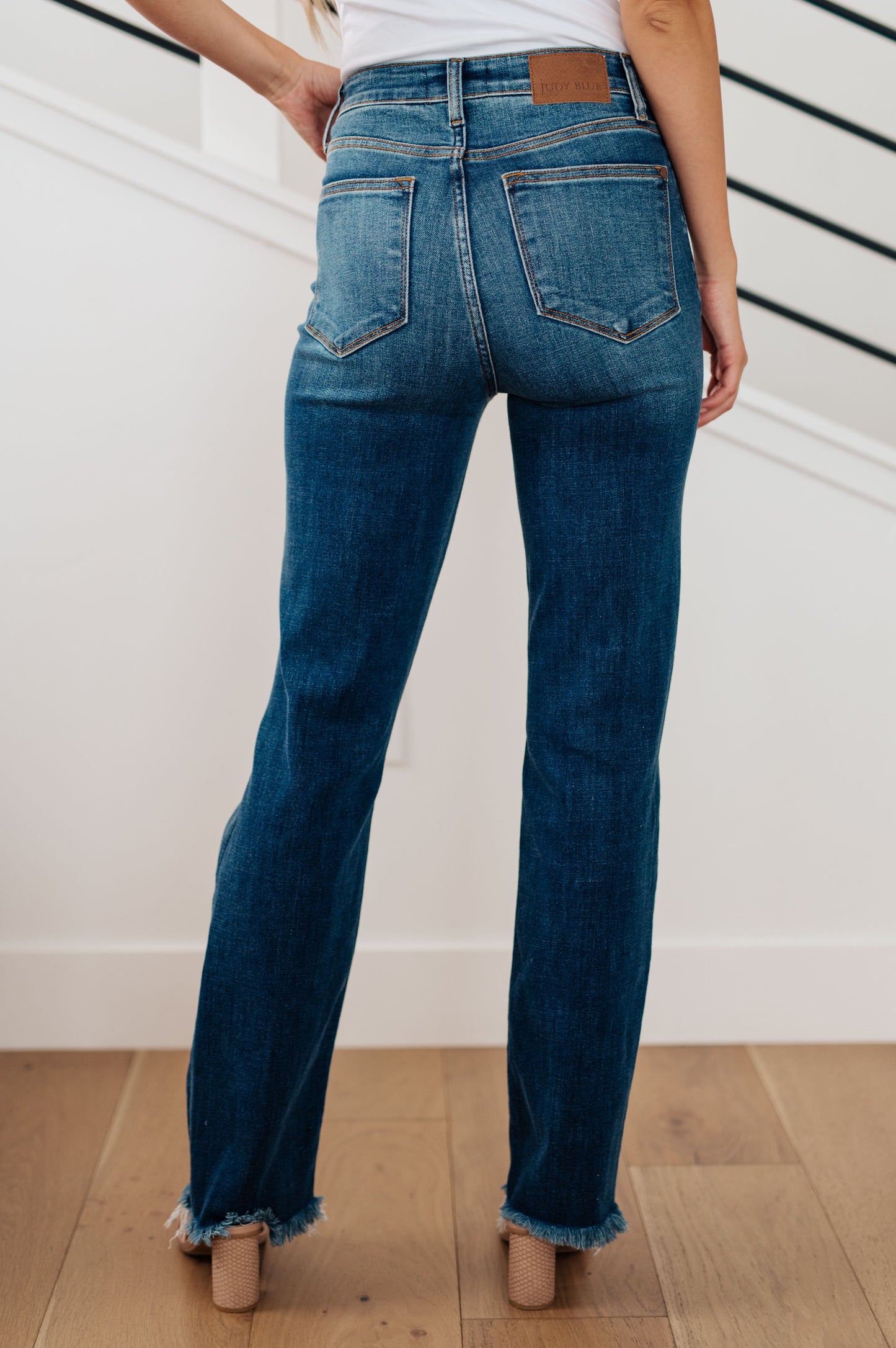 Judy Blue • Morgan High Rise Distressed Straight Jeans