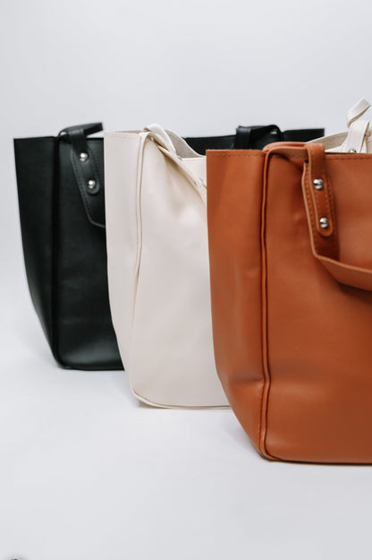Zenana • My Whole Life Shoulder Bag in Neutral