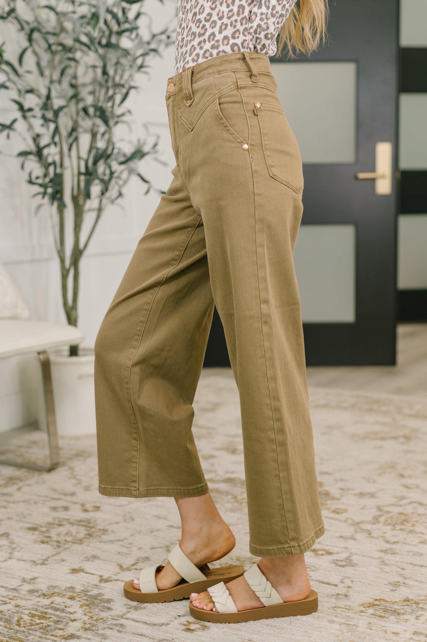 Judy Blue • Nancy • High Waist Wide Leg Ankle Jean with Vintage Front Yoke