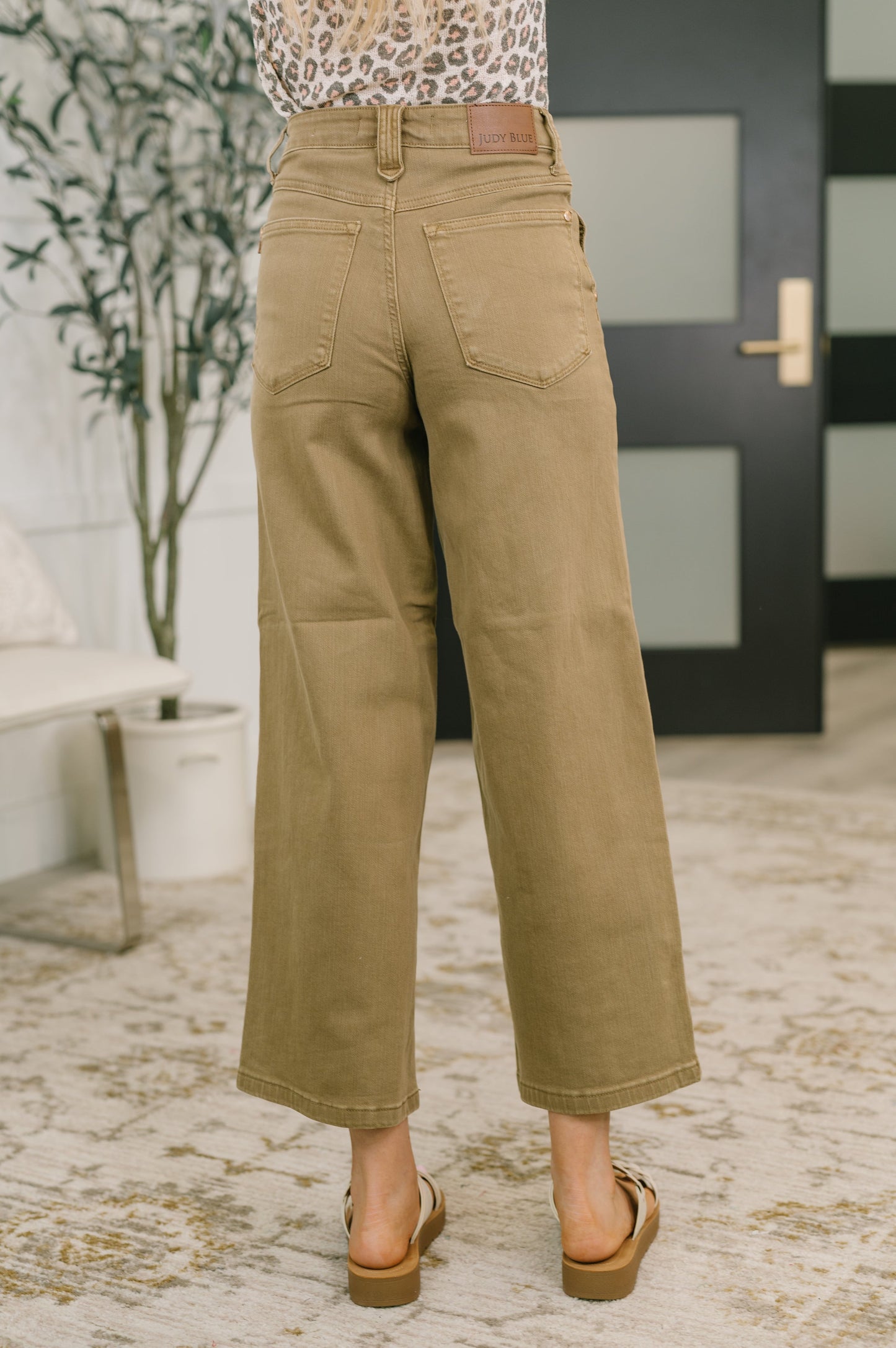 Judy Blue • Nancy • High Waist Wide Leg Ankle Jean with Vintage Front Yoke