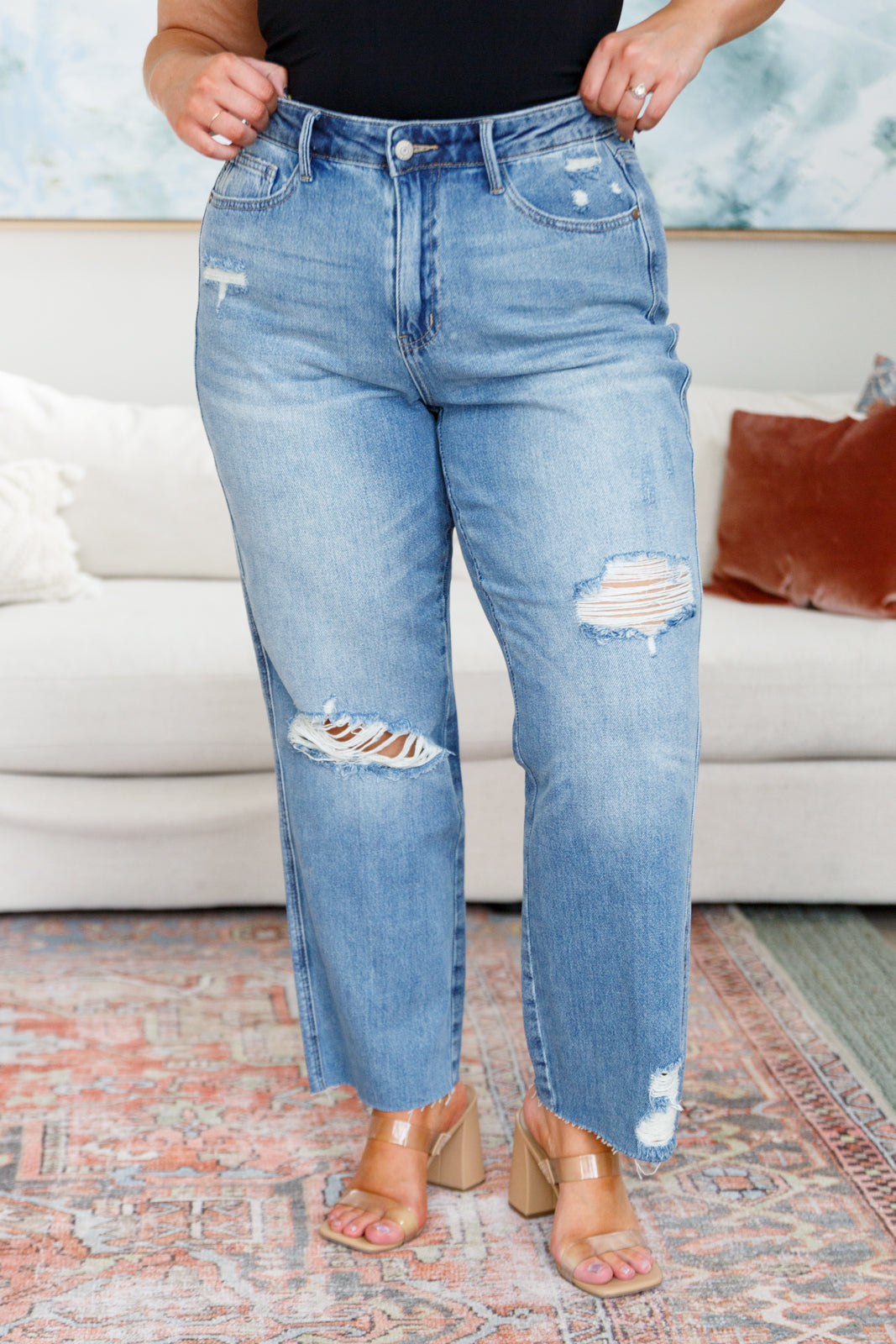 Judy Blue • Nora • High Rise Rigid Magic Destroy Slim Straight Jeans