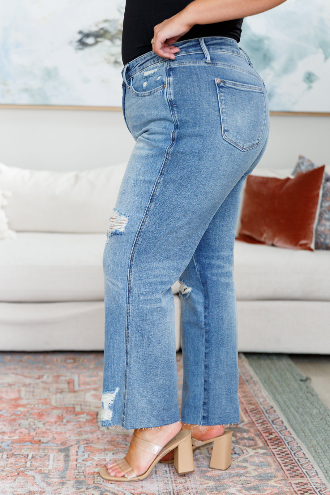 Judy Blue • Nora • High Rise Rigid Magic Destroy Slim Straight Jeans