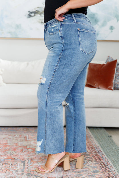 Judy Blue • Nora • High Rise Rigid Magic Destroy Slim Straight Jeans