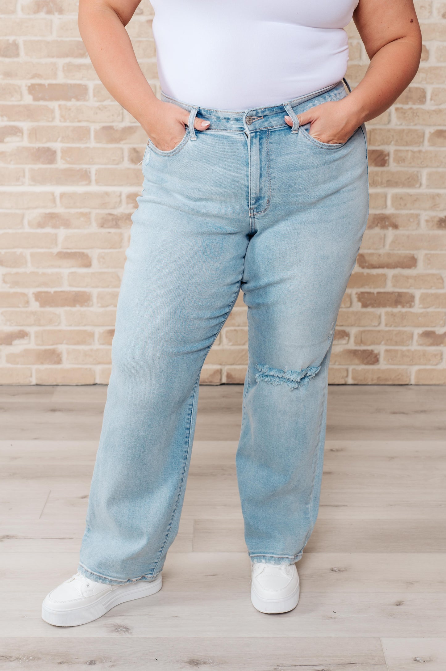 Judy Blue • Parker • High Rise 90's Straight Jeans
