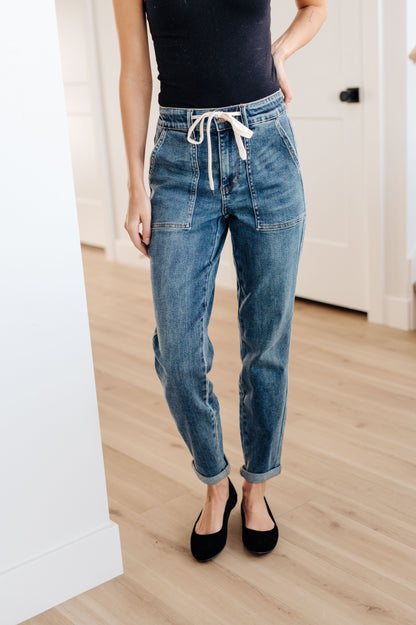 Judy Blue • Payton Pull On Denim Joggers in Medium Wash