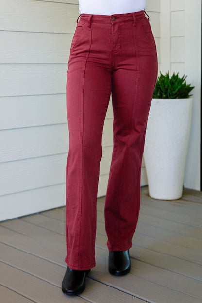 Judy Blue • Phoebe High Rise Front Seam Straight Jeans in Burgundy
