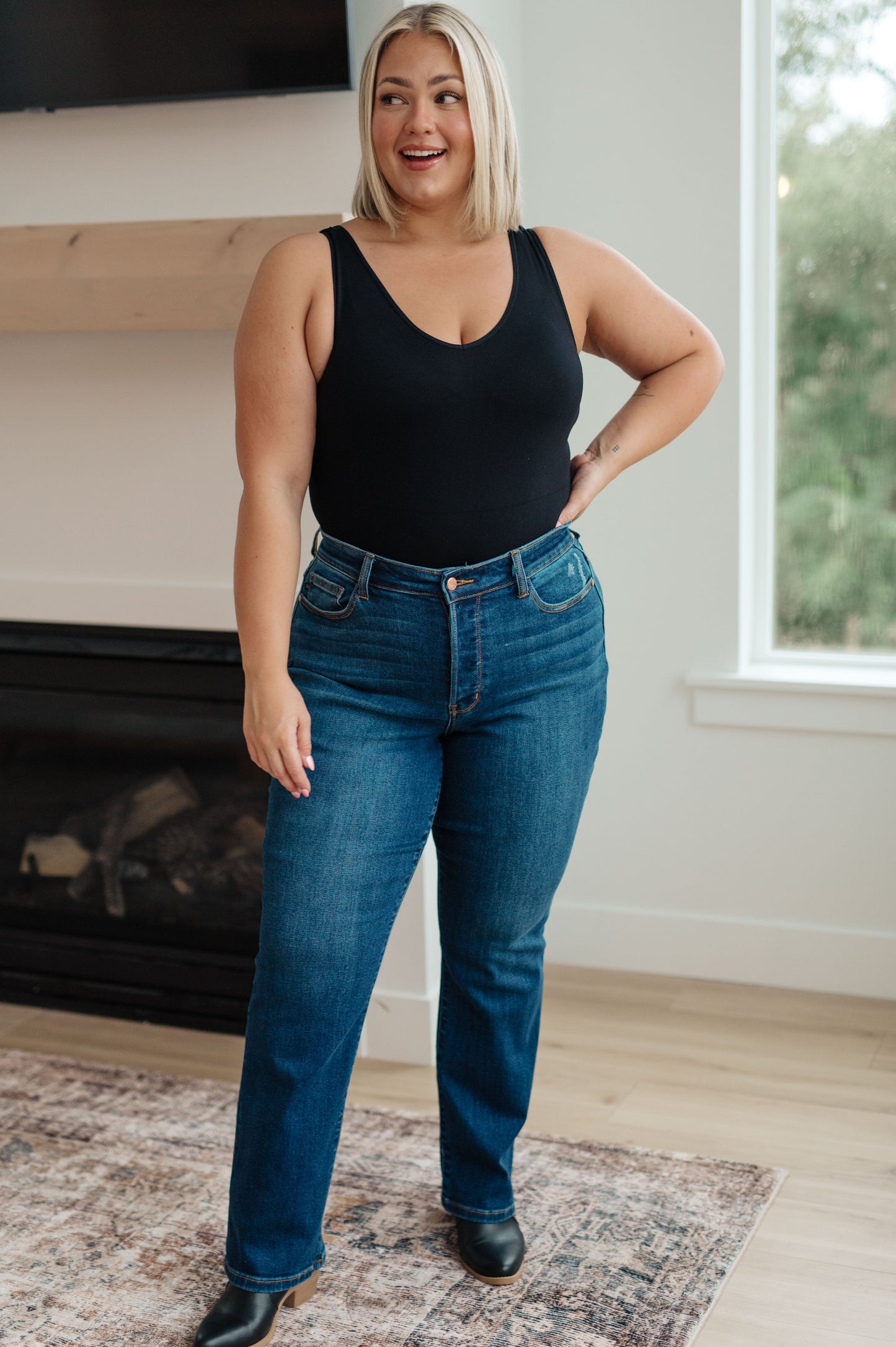 Judy Blue • Pippa High Rise Button Fly Dad Jeans