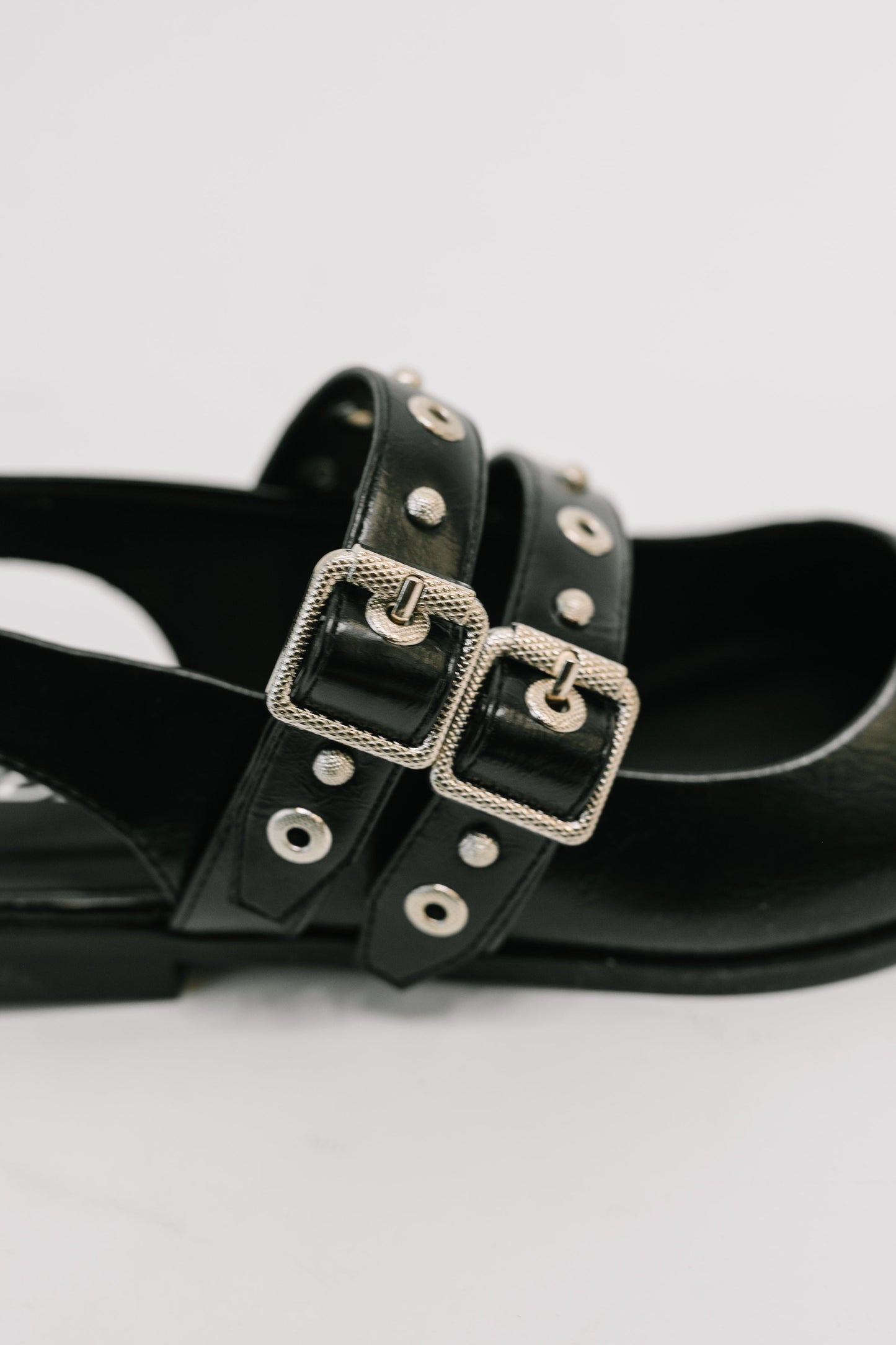 Soda • Pop of Color Pointy Toe Slip On in Black