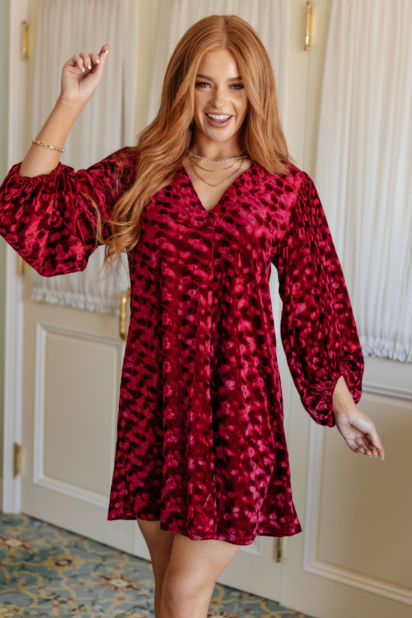 Jodifl • Regal Radiance V-Neck Velvet Dress
