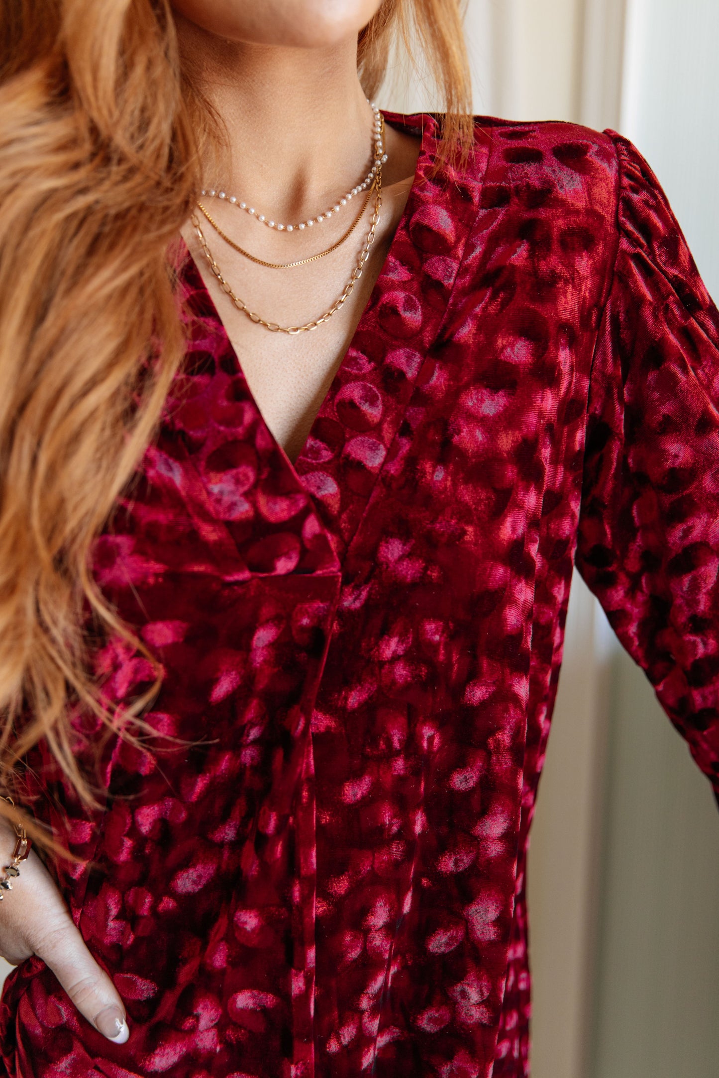 Jodifl • Regal Radiance V-Neck Velvet Dress