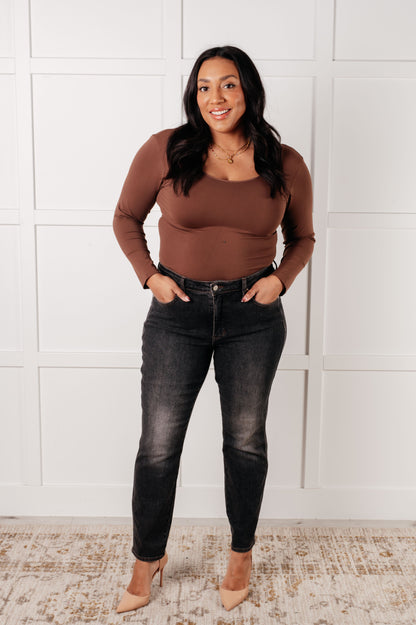 Judy Blue • Rita • Mid Rise Control Top Slim Jeans