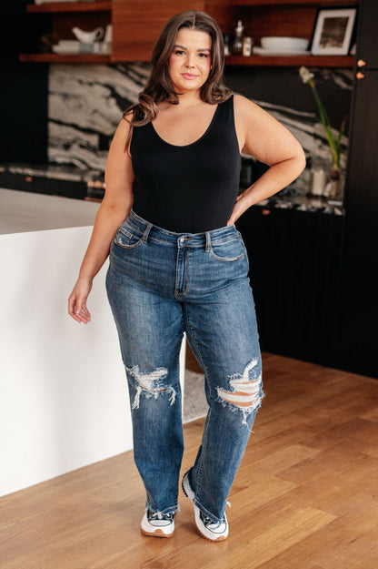 Judy Blue • Rose High Rise 90's Straight Jeans in Dark Wash