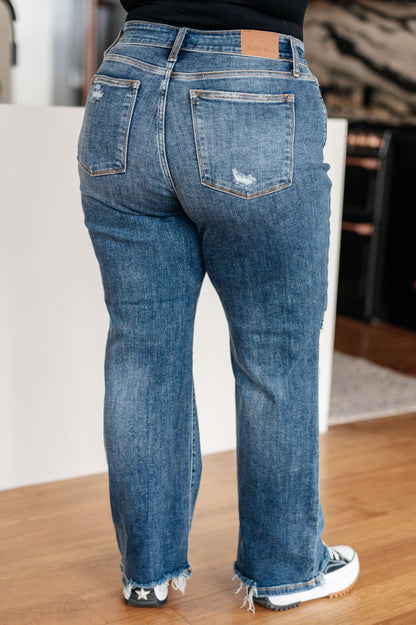 Judy Blue • Rose High Rise 90's Straight Jeans in Dark Wash