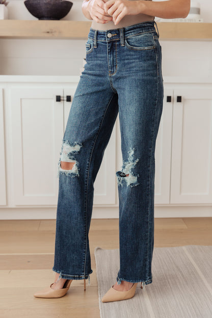Judy Blue • Rose High Rise 90's Straight Jeans in Dark Wash
