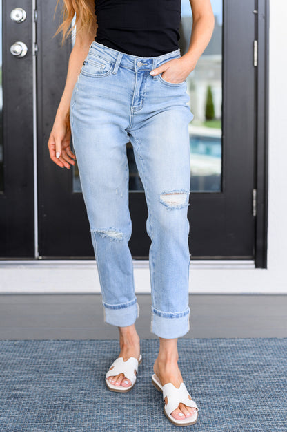 Judy Blue • Sam • Mid Rise Star Pocket Boyfriend Jeans