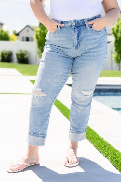 Judy Blue • Sam • Mid Rise Star Pocket Boyfriend Jeans