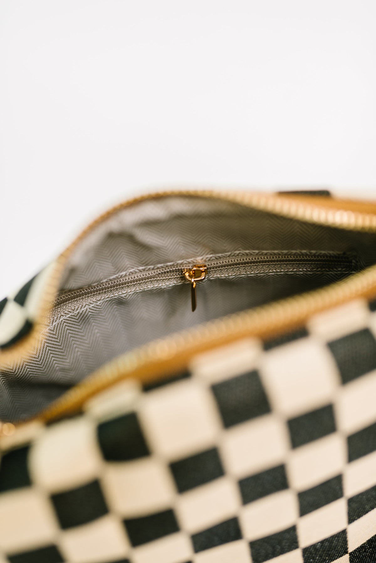 Zenana • Send a Check Crossbody Bag