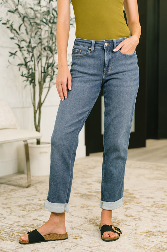 Judy Blue • Shane • Mid Rise Billie Boyfriend Jean in Dark Cozy Indigo