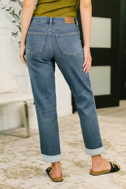 Judy Blue • Shane • Mid Rise Billie Boyfriend Jean in Dark Cozy Indigo