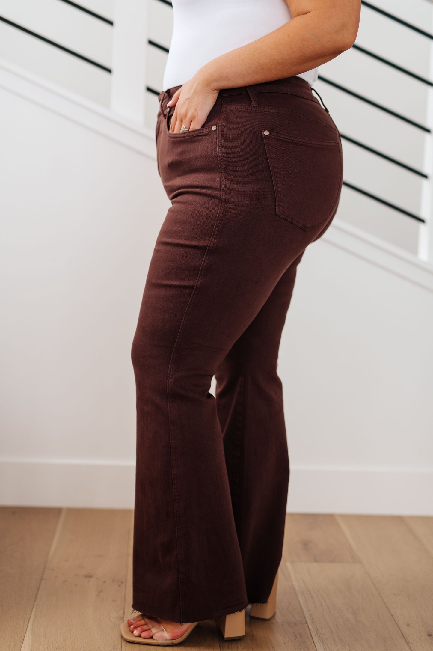 Judy Blue • Sienna High Rise Control Top Flare Jeans in Espresso