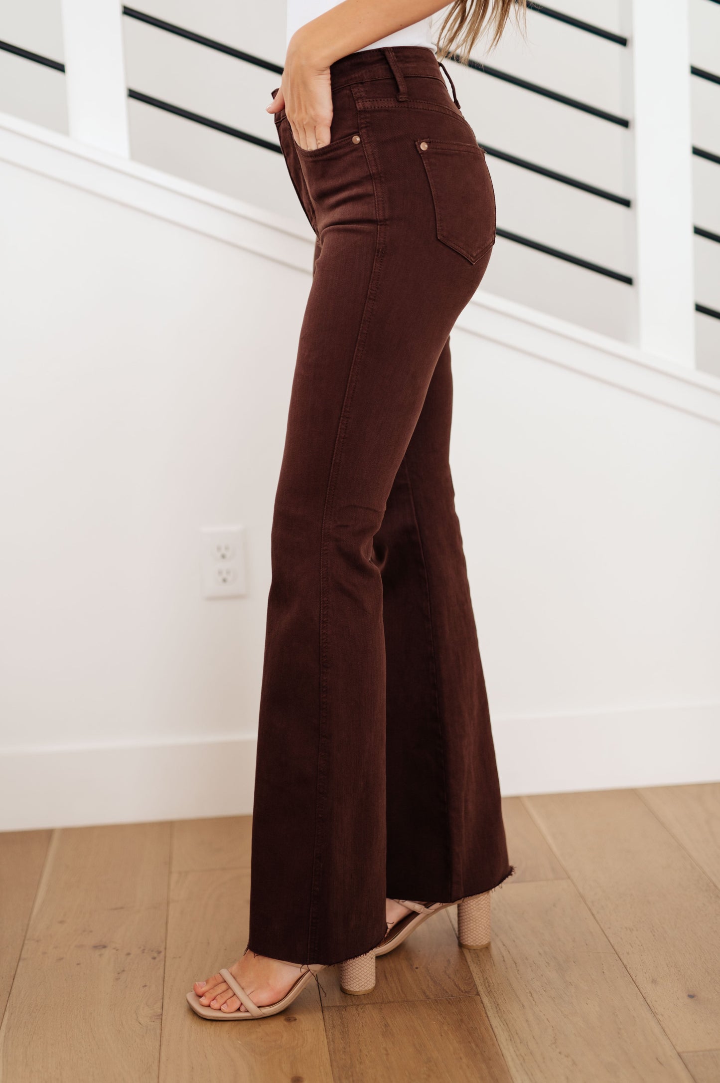 Judy Blue • Sienna High Rise Control Top Flare Jeans in Espresso