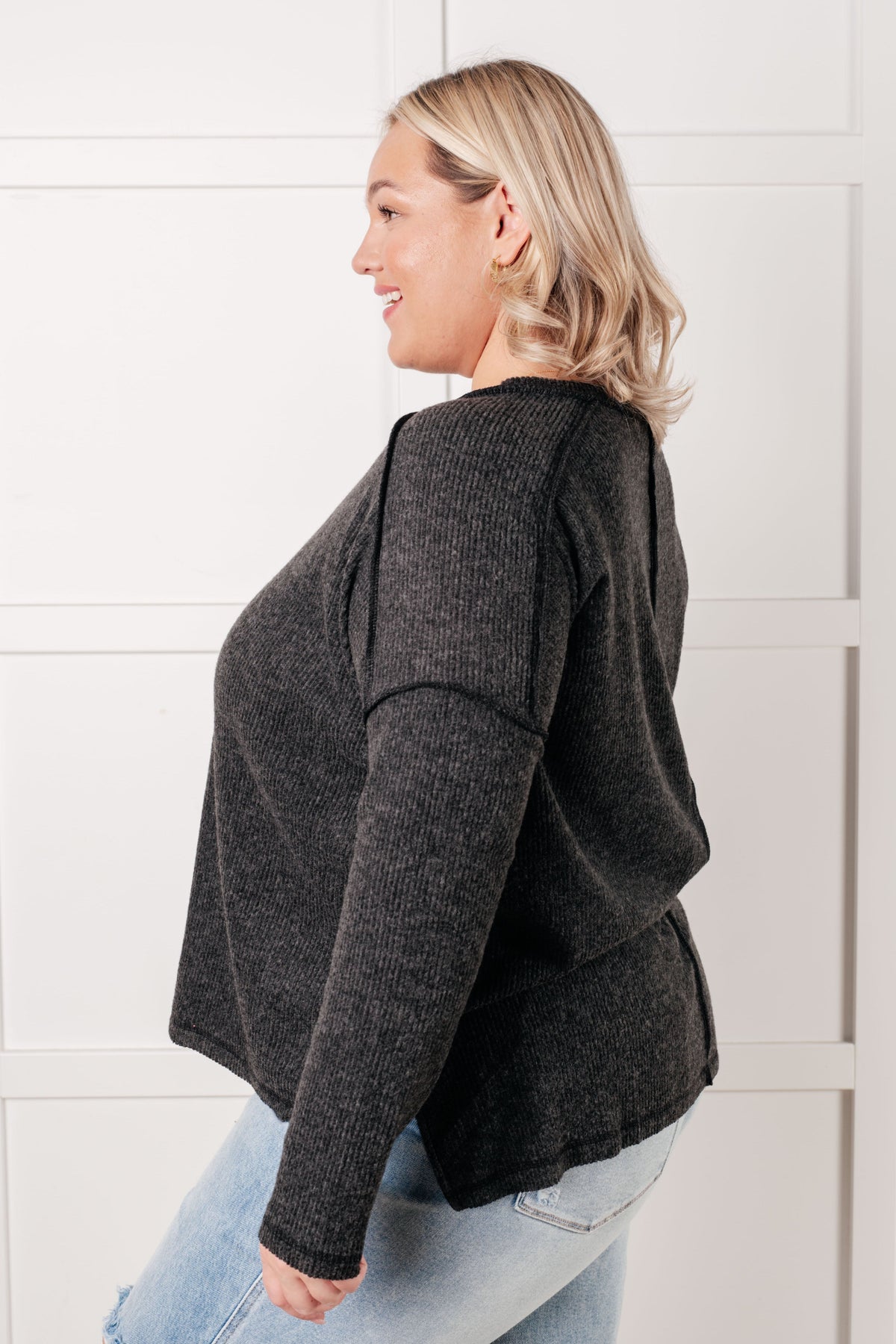 Zenana • Simply Basic Ribbed Hacci Sweater in Black