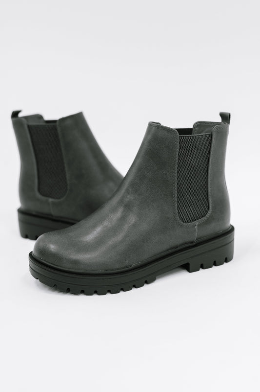 That's Just What They'll Do Paden Chelsea Boots in Black