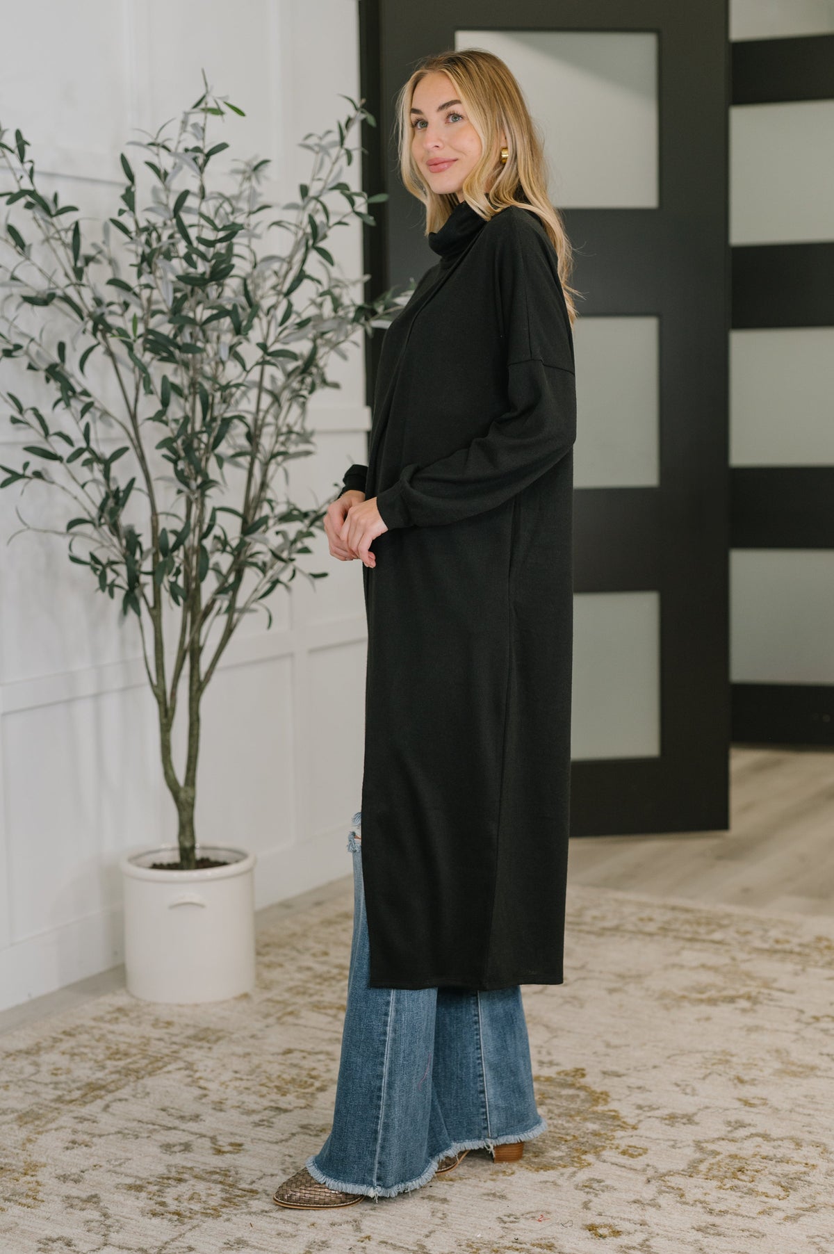 Dear Scarlett • Travel City Scape Turtle Neck Tunic in Black