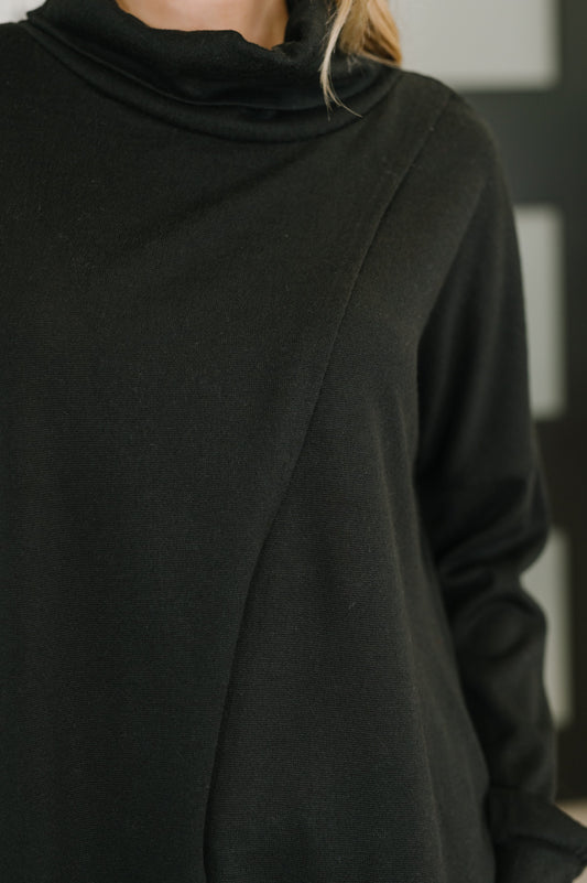 Dear Scarlett • Travel City Scape Turtle Neck Tunic in Black