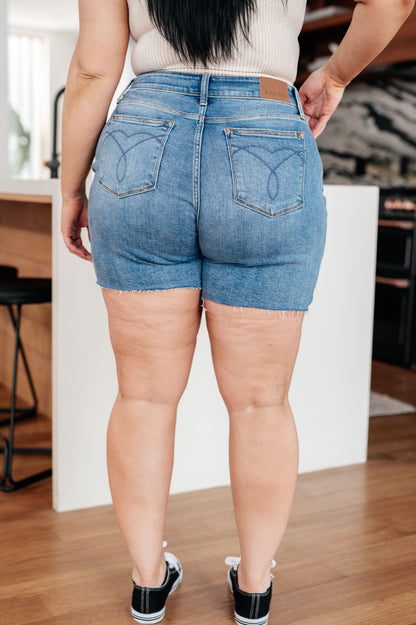 Judy Blue • Willa • High Rise Cutoff Shorts