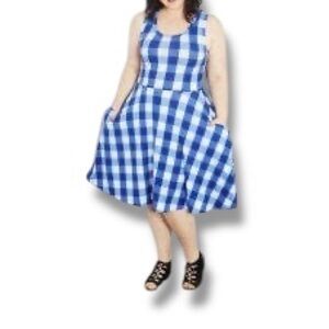 Nicki - Red Cream Check